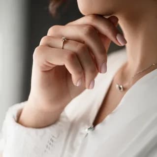 Exposición de joyería de ocasión